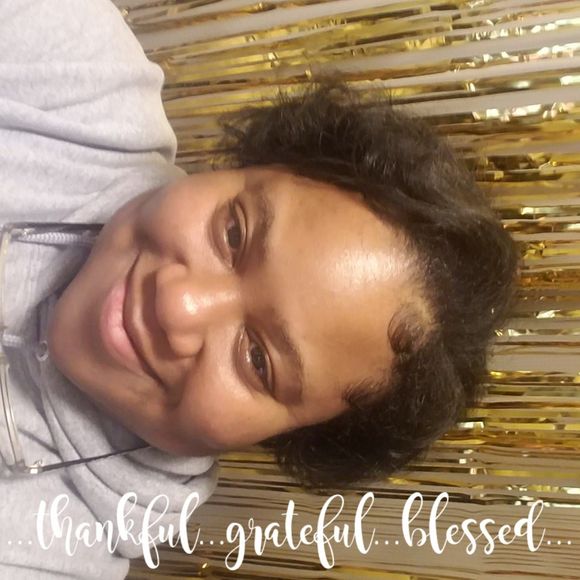 Meet your Posher, Prenesha - Picture 1 of 1